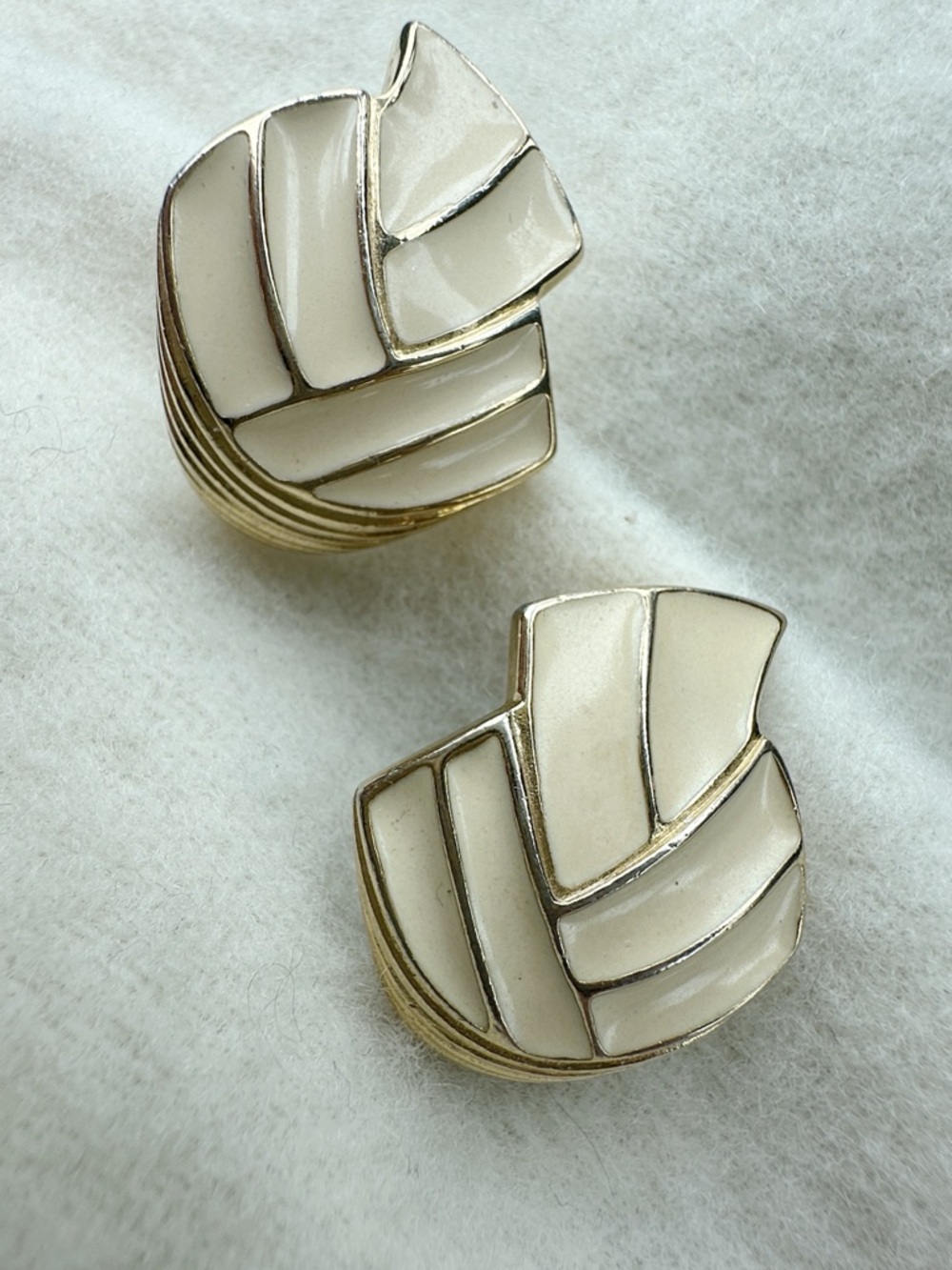 Trifari Vintage Ivory Enamel Gold-Tone Statement Clip Earrings - Women Jewelry